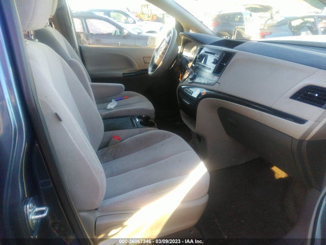 Toyota SIENNA LE 2014 5TDKK3DC1ES442654 Image 5
