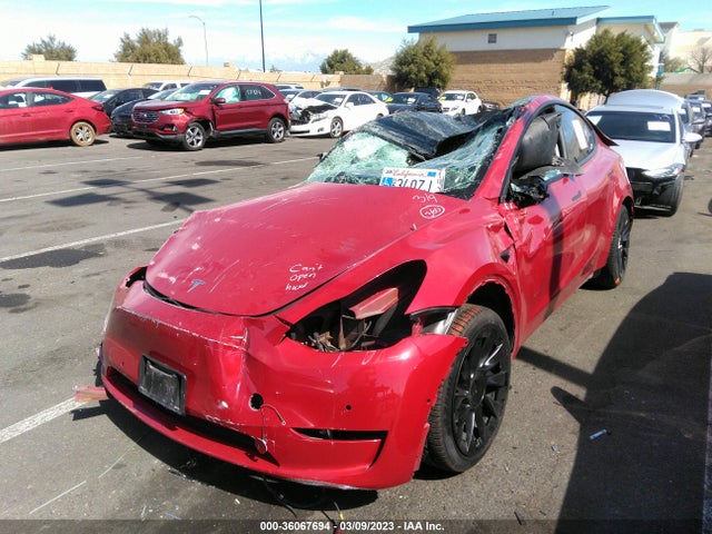 Tesla Model Y Long Range 2022 7SAYGAEE7NF351220 Image 2