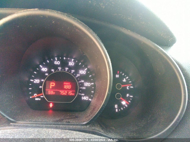 36067712 :رقم المزاد ، KNDJN2A22G7868598 vin ، 2016 Kia Soul Base مزاد بيع