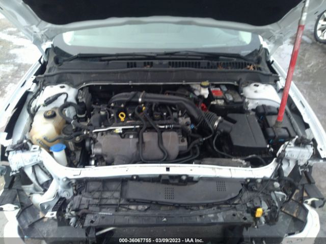 3FA6P0D98KR120054 Ford Fusion Titanium