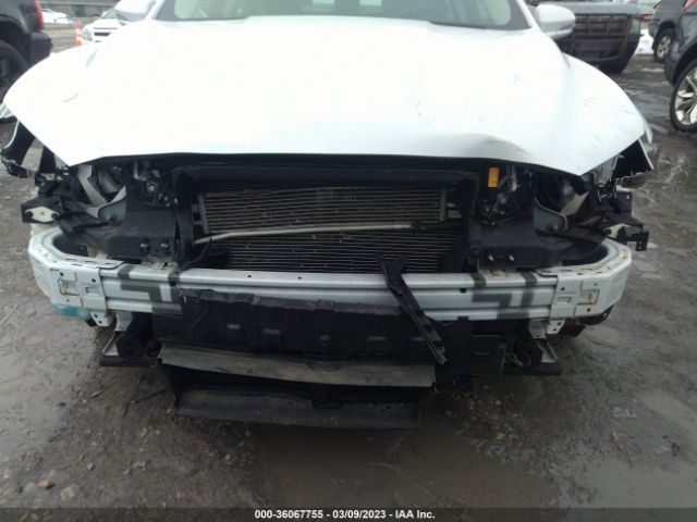 3FA6P0D98KR120054 Ford Fusion Titanium