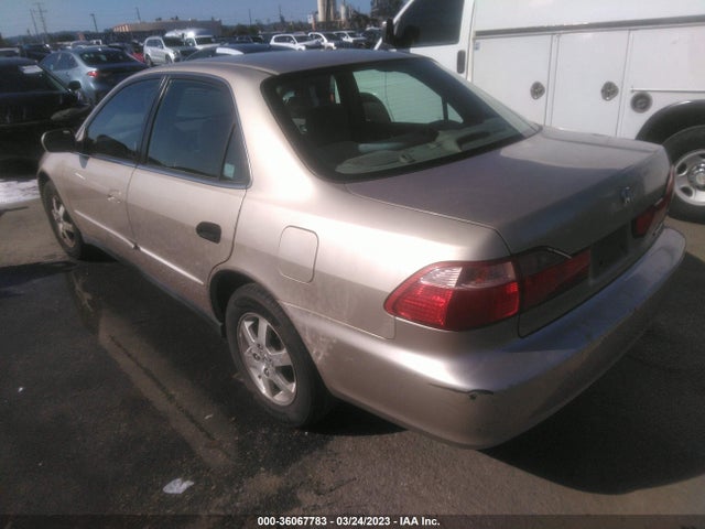 2000 HONDA ACCORD SDN SE VIN: 1HGCG6696YA095785