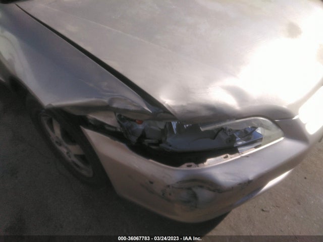 2000 HONDA ACCORD SDN SE VIN: 1HGCG6696YA095785