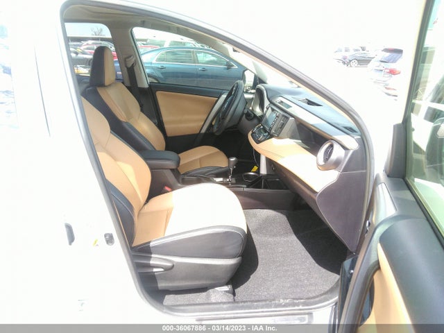 2017 Toyota RAV4, VIN: 2T3YFREV8HW368945
