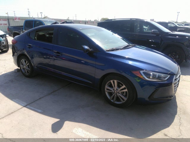 2018 5NPD84LF4JH340211 main image
