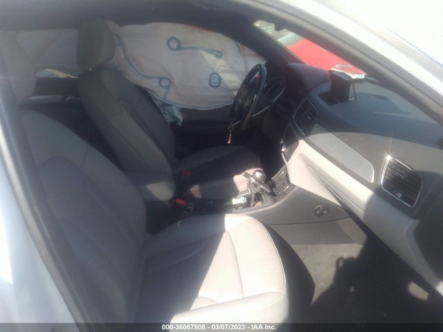 2016 Audi Q3, VIN: WA1BFCFS5GR002070