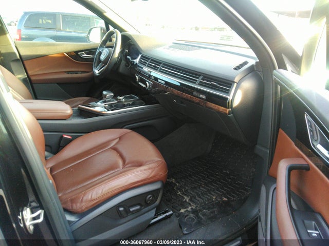 Audi Q7 Premium Plus 2017 WA1LAAF75HD007254 Image 5