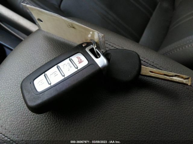 KNDPCCAC4E7613043 KIA Sportage Ex