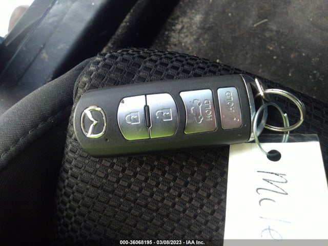 36068195 :رقم المزاد ، 3MZBN1U75JM179123 vin ، 2018 Mazda Mazda3 4-door Sport مزاد بيع