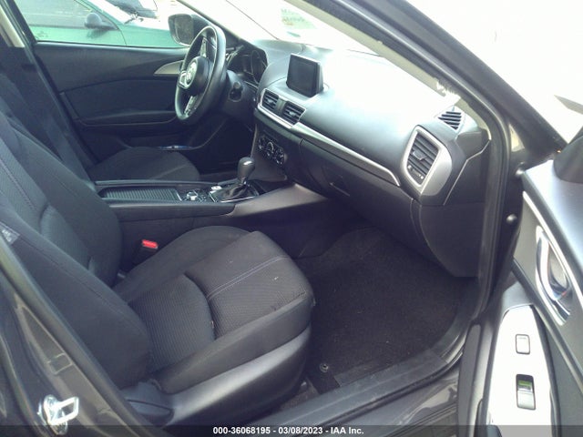 36068195 :رقم المزاد ، 3MZBN1U75JM179123 vin ، 2018 Mazda Mazda3 4-door Sport مزاد بيع