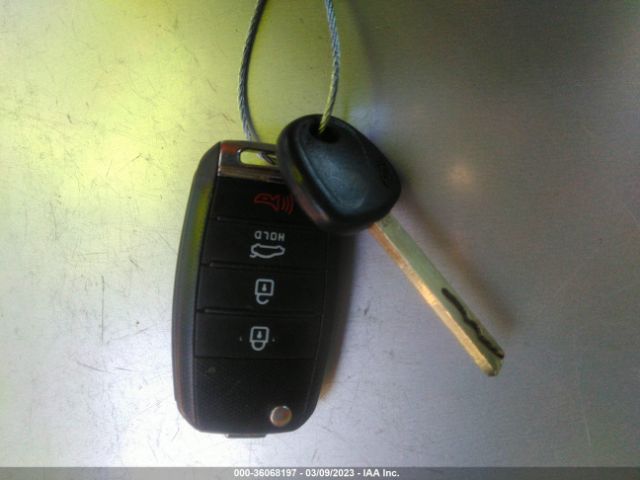 5XXGT4L3XJG258920 KIA Optima Lx