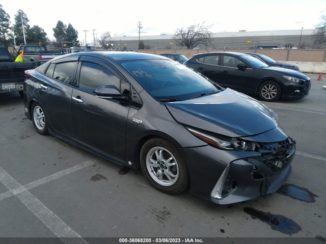 2017 Toyota Prius, VIN: JTDKARFP2H3044655