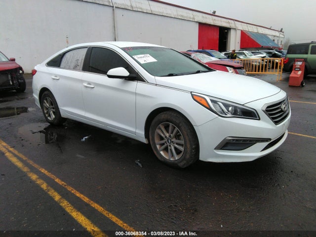 Hyundai Sonata 2.4l Se 2015 5NPE24AF5FH005765 Image 1