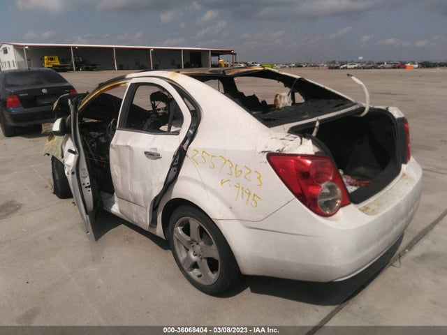 Chevrolet SONIC LTZ 2015 1G1JE5SB2F4189195 Image 3