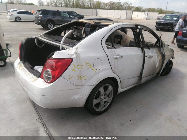 Chevrolet SONIC LTZ 2015 1G1JE5SB2F4189195 Image 4