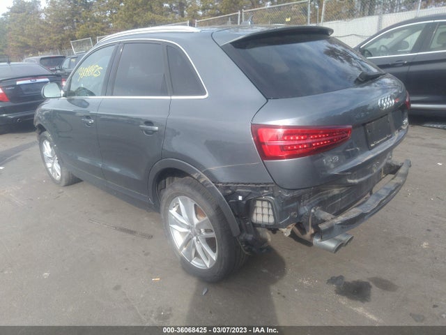 WA1EFCFS1GR002807 Audi Q3 Premium Plus