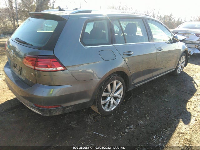 2018 Volkswagen Golf, VIN: 3VWL17AUXJM759612