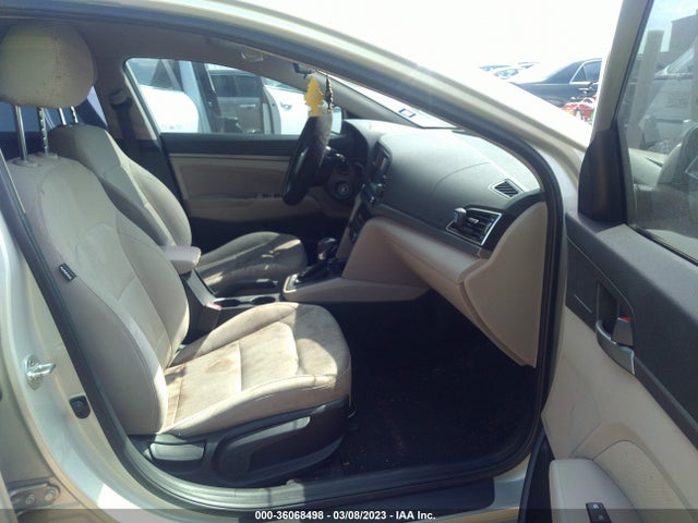 2018 HYUNDAI ELANTRA SEL VIN: 5NPD84LF6JH247125