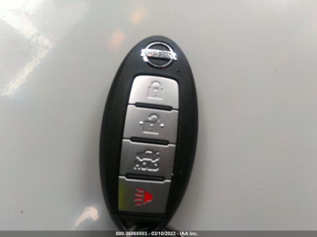 3N1CN8EV9ML861612 Nissan VERSA SV