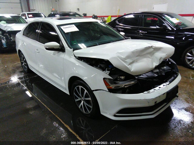 2017 3VWDB7AJ8HM374504 main image