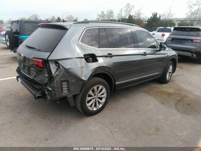 2018 VOLKSWAGEN TIGUAN SE VIN: 3VV3B7AX4JM001759