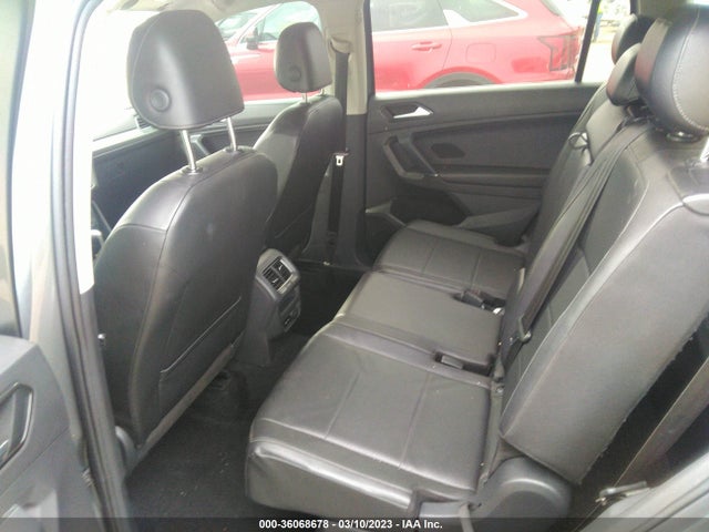 2018 VOLKSWAGEN TIGUAN SE VIN: 3VV3B7AX4JM001759
