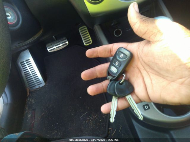 KNAFW4A34A5050782 KIA FORTE SX