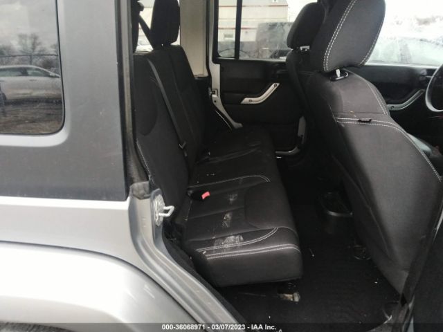 1C4HJWEG4HL636472 Jeep Wrangler Unlimited Sahara