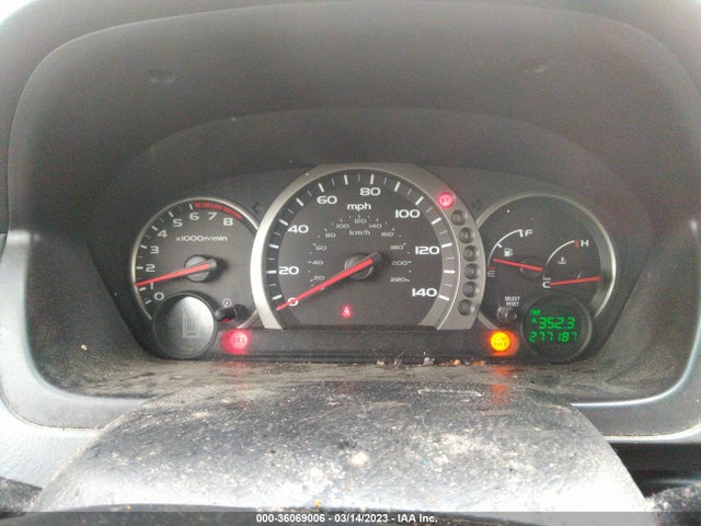 2003 HONDA PILOT LX VIN: 2HKYF18173H569150