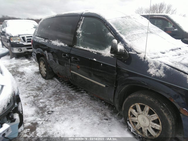 2C4GP54L55R506061 Chrysler Town & Country Touring