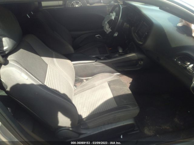 2C3CDZAG7GH178175 Dodge Challenger Sxt
