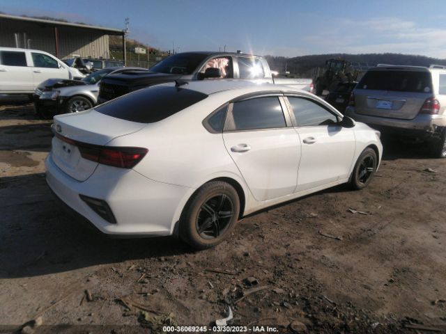 3KPF24AD5KE106404 KIA FORTE FE
