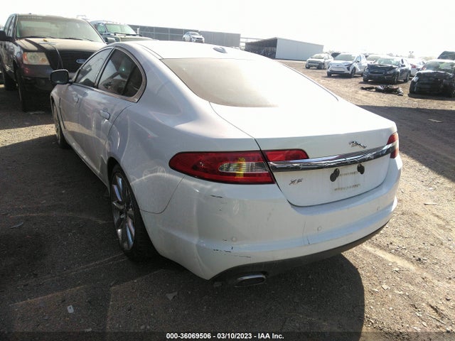 Jaguar XF 2011 SAJWA0FB2BLS14393 Image 4