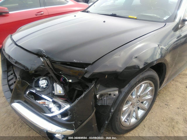 2011 CHRYSLER 300 LIMITED VIN: 2C3CA5CG6BH596038