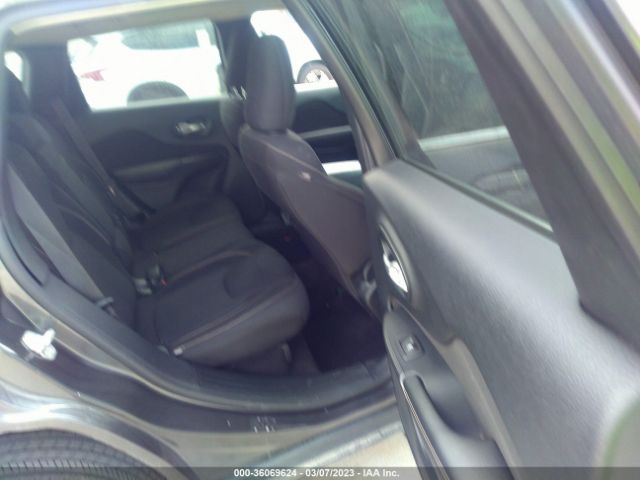 1C4PJLCB2GW275080 Jeep Cherokee Latitude