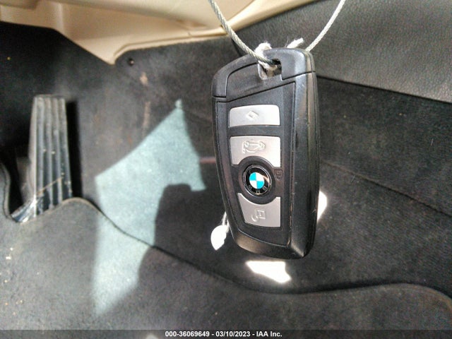BMW 5 Series 550i 2011 WBAFR9C59BC618198 Image 3