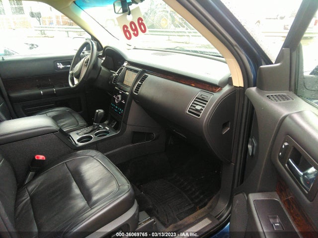 2017 Ford Flex, VIN: 2FMHK6D87HBA11132