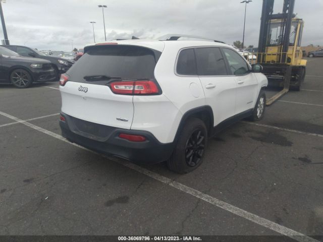 1C4PJLCB7JD511595 Jeep Cherokee Latitude