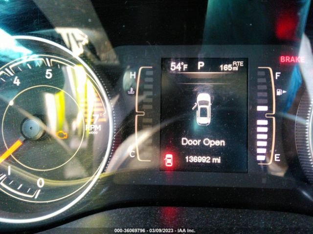 1C4PJLCB7JD511595 Jeep Cherokee Latitude