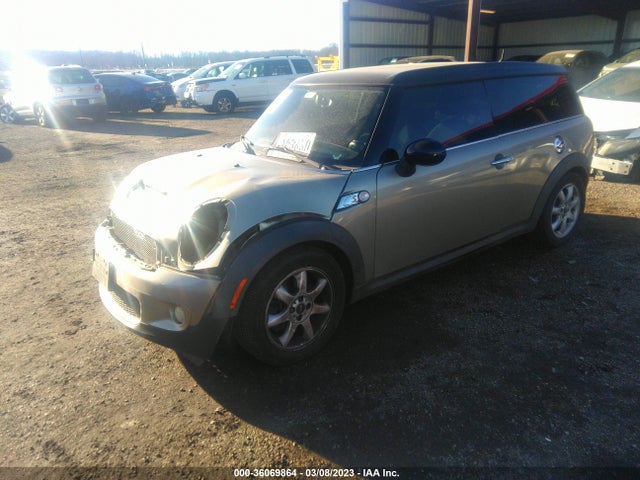 2009 MINI COOPER CLUBMAN S VIN: WMWMM33569TP93649