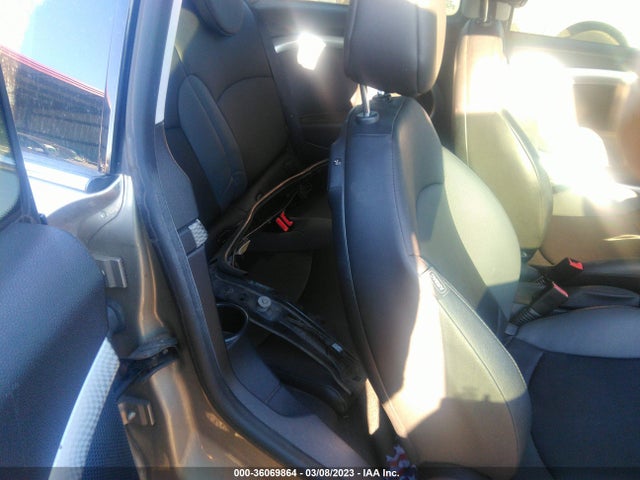 2009 MINI COOPER CLUBMAN S VIN: WMWMM33569TP93649
