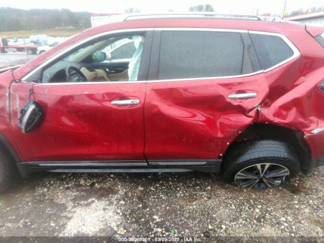 5N1AT2MT9JC801260 Nissan Rogue Sl