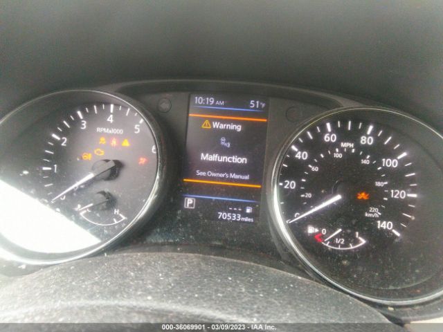 5N1AT2MT9JC801260 Nissan Rogue Sl