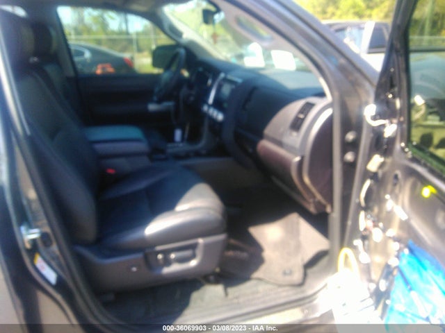 2018 Toyota Sequoia, VIN: 5TDBY5G12JS157850