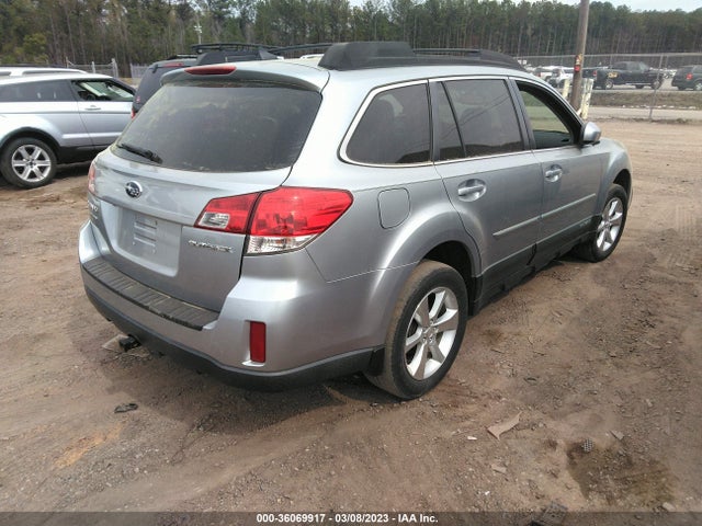 4S4BRCKC7D3218430 Subaru Outback 2.5i Limited