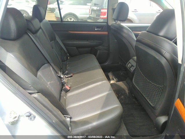 4S4BRCKC7D3218430 Subaru Outback 2.5i Limited