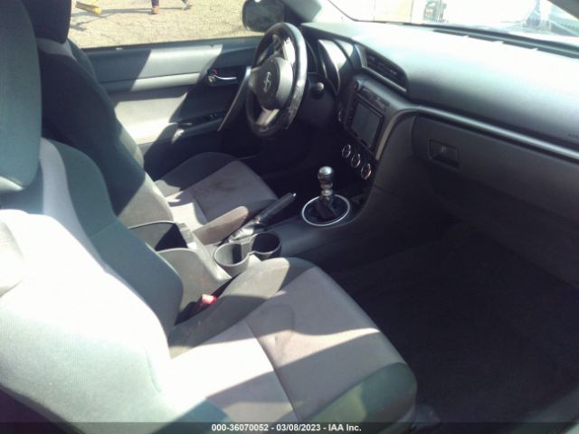 JTKJF5C75GJ022212 Scion TC