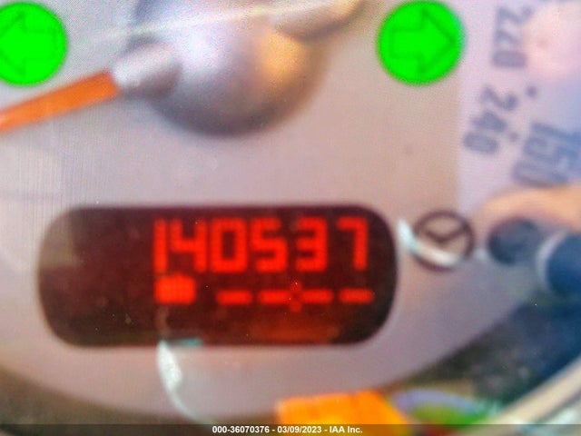 2006 MINI COOPER S WMWRE335X6TL16110 Photo 6