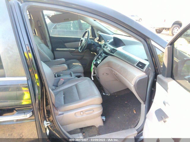 2011 HONDA ODYSSEY EX-L VIN: 5FNRL5H6XBB102656