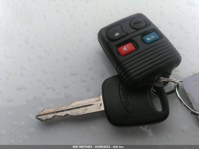 2004 FORD FOCUS ZTW VIN: 1FAFP35ZX4W154903